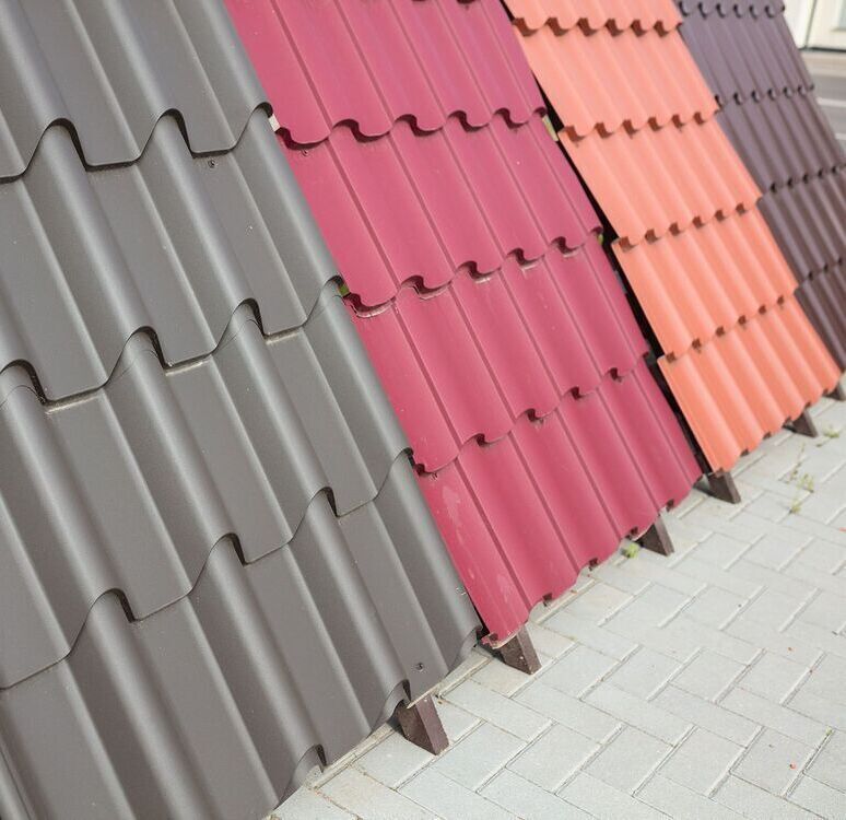 Dachziegel in verschiedenen Farben